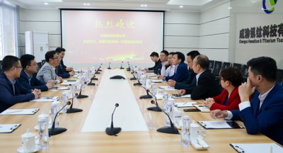 陜鋼集團漢鋼公司到釩鈦科技參觀交流：現場非常震撼，環(huán)境特別好！