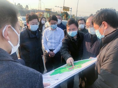 內(nèi)江市委副書記、市長(zhǎng)鄭莉到川威集團(tuán)連界基地調(diào)研疫情防控及經(jīng)濟(jì)發(fā)展工作