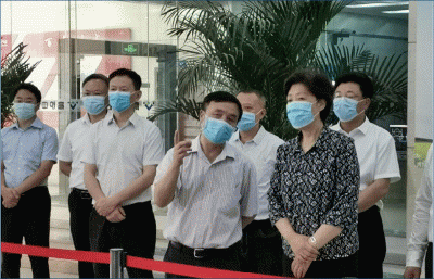省委常委、統(tǒng)戰(zhàn)部長、省總工會主席田向利調(diào)研川威連界基地并慰問一線員工