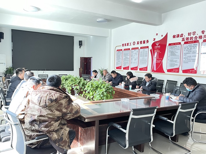 會理市副市長鄭磊蒞臨礦業(yè)總公司會理區(qū)域礦山檢查(圖2)