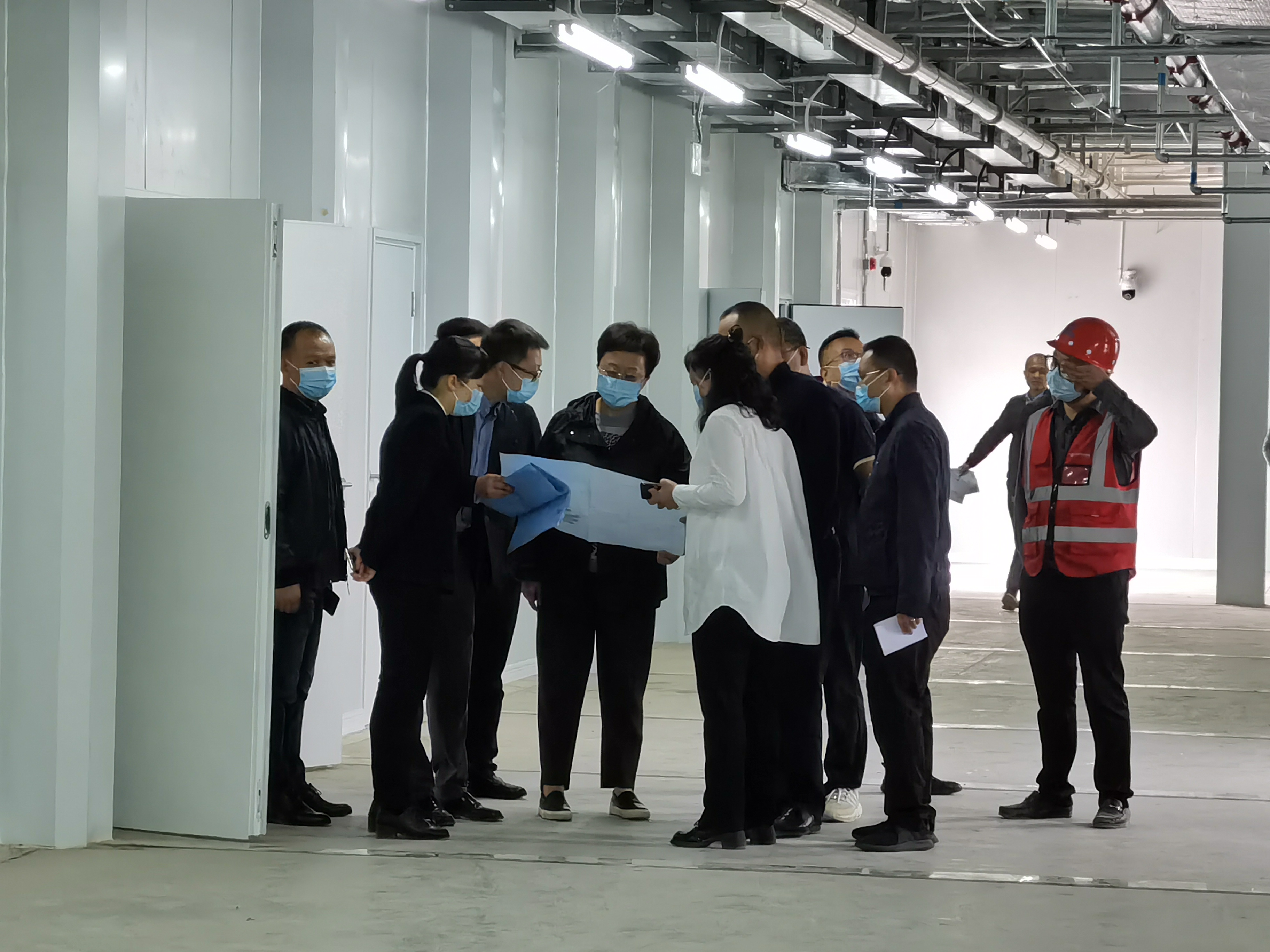 “很好，大家辛苦了” ——內江市委書記鄭莉調研隆昌方艙醫院(圖3)