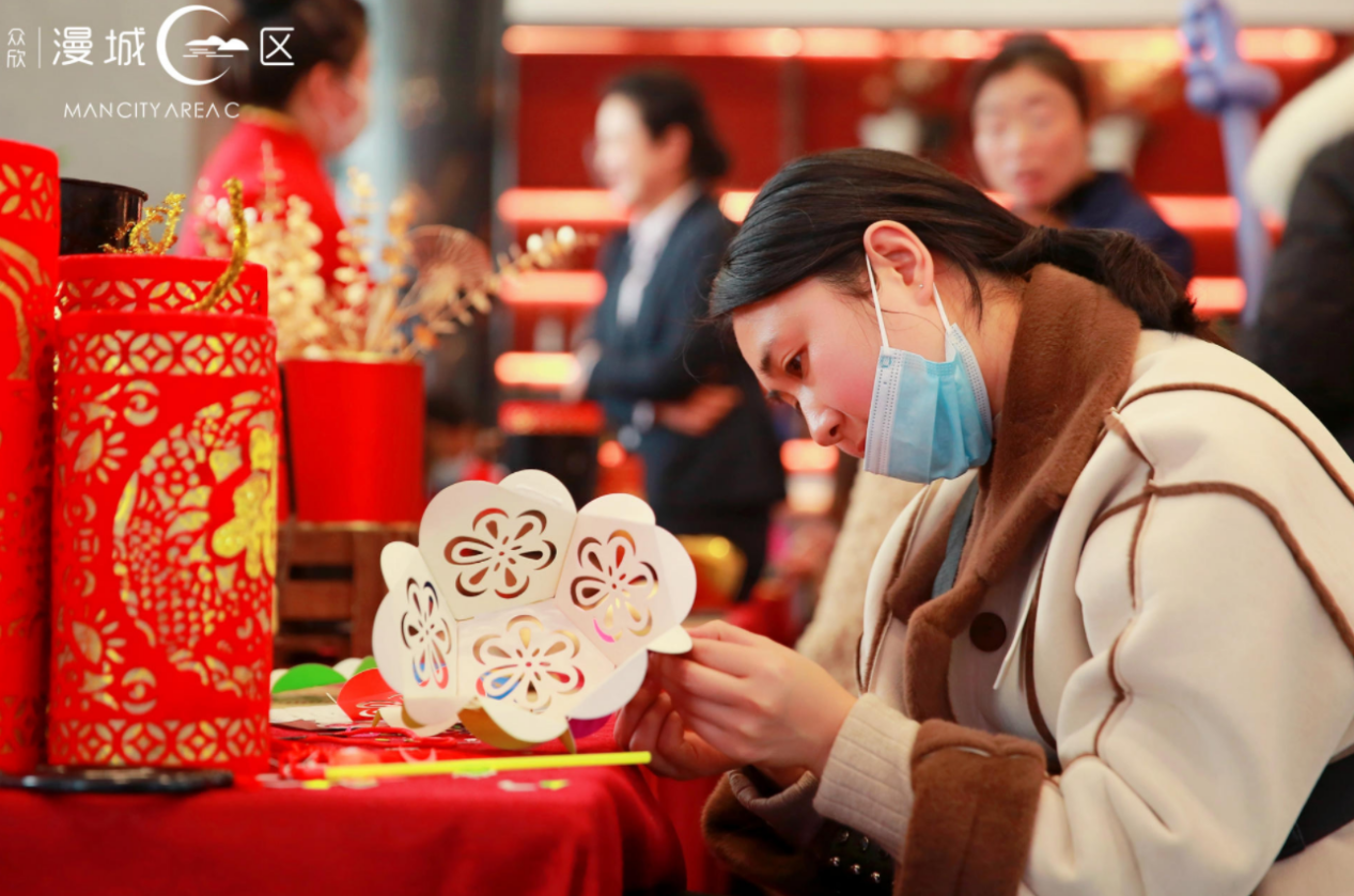 眾欣·漫城C區(qū)實景鑒賞暨業(yè)主答謝會取得圓滿成功(圖7) 眾欣·漫城C區(qū)實景鑒賞暨業(yè)主答謝會取得圓滿成功(圖7)