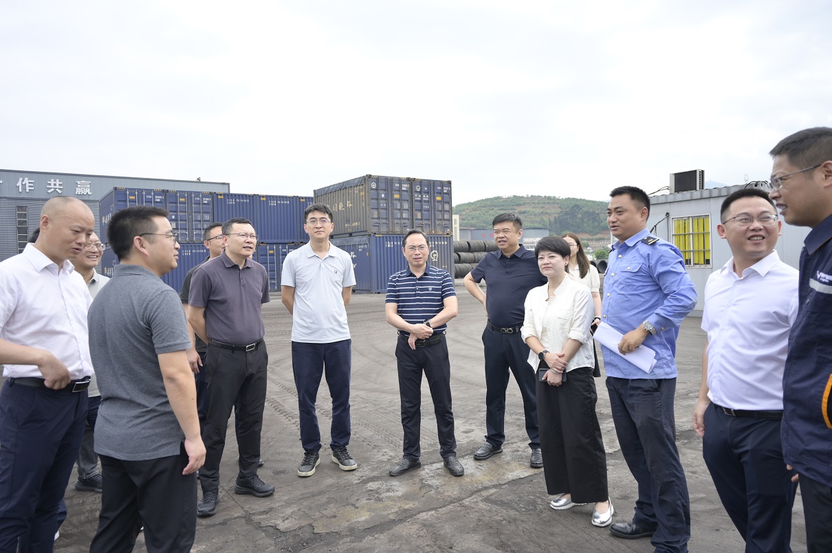 搶抓新機(jī)遇,謀求新合作,匯聚新動能——內(nèi)江考察團(tuán)蒞臨通宇物流參觀交流(圖2) 搶抓新機(jī)遇,謀求新合作,匯聚新動能——內(nèi)江考察團(tuán)蒞臨通宇物流參觀交流(圖2)